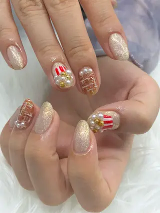 ネイル mi.o erina 🐈‍⬛のネイルデザイン