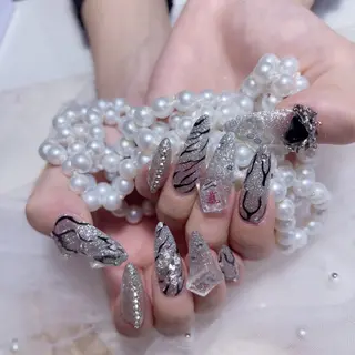 ネイル 🎀M nails✨ ビューティーのネイルデザイン