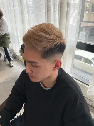 ショート カラー メンズ ∮フェードスタイル∮ 加藤嘉陛のヘアスタイル