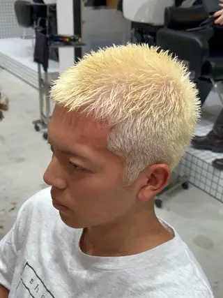 カラー メンズ 🐲ツイスパ🐲 フェード/龍のヘアスタイル
