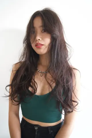 ロング ヒグチ リンのヘアスタイル
