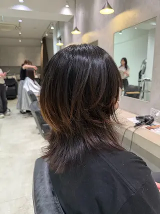 ミディアム 山口 桃果のヘアスタイル