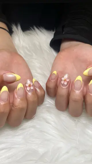 ネイル SunnyRoa aguri ୨୧˖*のネイルデザイン
