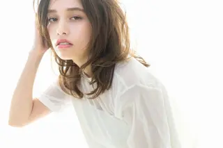 セミロング JASMINE by carrefourのヘアスタイル
