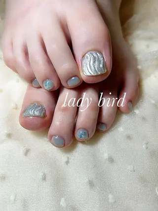ネイル lady bird yoshieのネイルデザイン