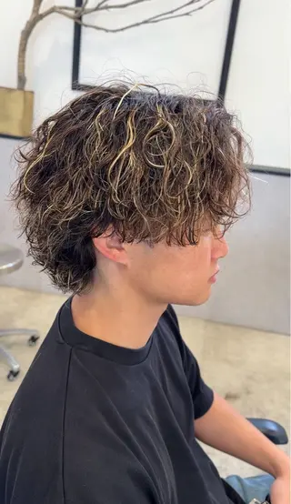 パーマ メンズ HIROMU メンズパーマ/カラーのヘアスタイル