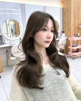 ロング カラー 🇰🇷韓国風くびれ ヘア🇰🇷中村優大のヘアスタイル