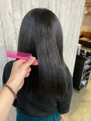 セミロング パーマ 勝河 怜楊のヘアスタイル
