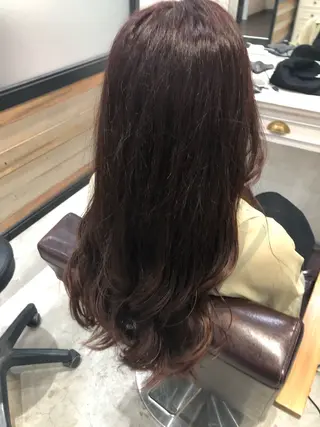 ロング カラー アイ／推し活 ／透明感カラーのヘアスタイル