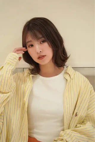 ミディアム カラー 片瀬 結のヘアスタイル
