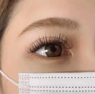 マツエク・マツパ eyelash Anmut Lunaのマツエク・マツパデザイン