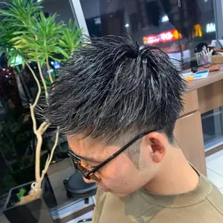 ショート メンズ 山口 寛生のヘアスタイル