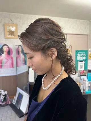 ヘアアレンジ 髪質改善のプロ✨りな さんのヘアスタイル