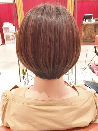 ショート カラー 大人女性ショート専門 tomodaのヘアスタイル