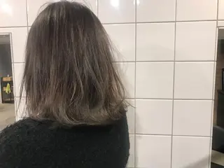 ミディアム カラー 透明感カラー/ レイヤー　YUKAのヘアスタイル