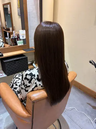 ロング カラー 白谷 沙樹のヘアスタイル