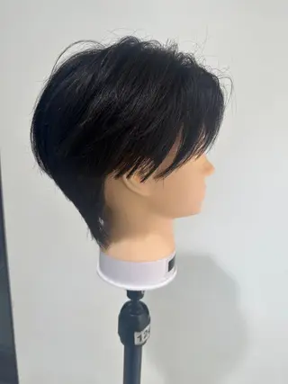 メンズ 本日空きあり‼️ 艶々カラー🩷のヘアスタイル