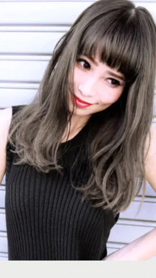 ロング カラー 嶋崎 留美のヘアスタイル