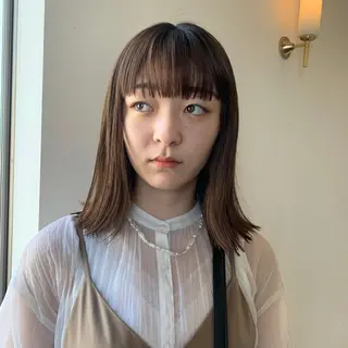 ミディアム 本間 結衣のヘアスタイル