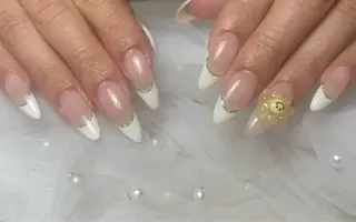 ネイル 賀城 美幸のネイルデザイン