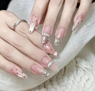 ネイル エリ🫧 nail池袋東口のネイルデザイン