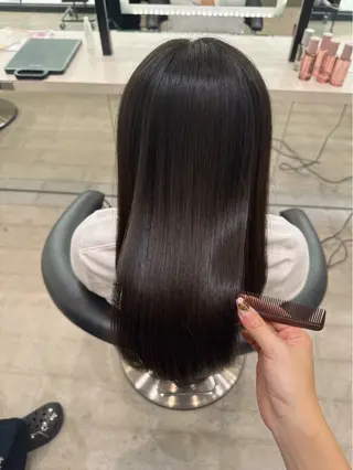 ロング みっちー/縮毛矯正/ 艶カラーのヘアスタイル