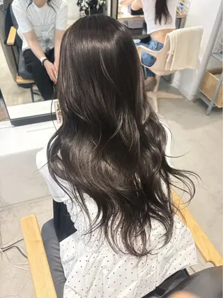 ロング カラー 木谷 彩音のヘアスタイル