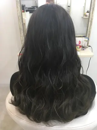 セミロング カラー 髪質改善 中川 翔のヘアスタイル