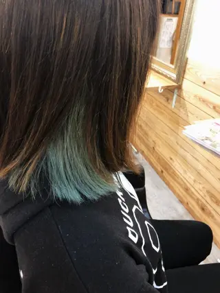 ショート 艶髪/ハイトーン Sherryのヘアスタイル