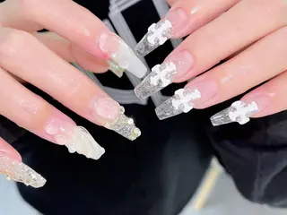 ネイル グロー ネイルのネイルデザイン