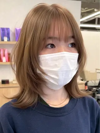 ミディアム 溝口 開世のヘアスタイル