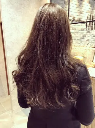 ロング 髪質改善🩶 美髪矯正オガタのヘアスタイル