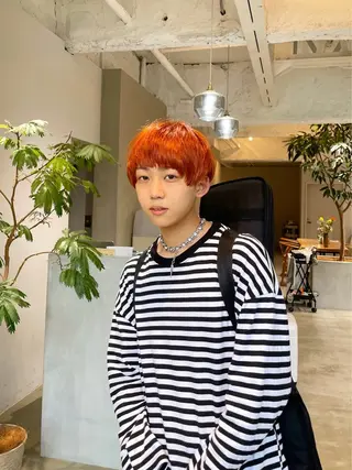 カラー 中村 玲音のヘアスタイル