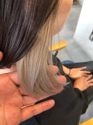 ショート ハイライトバレイヤー ジュ&縮毛矯正✨櫻野のヘアスタイル