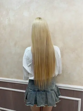 カラー 富田 彩来のヘアスタイル