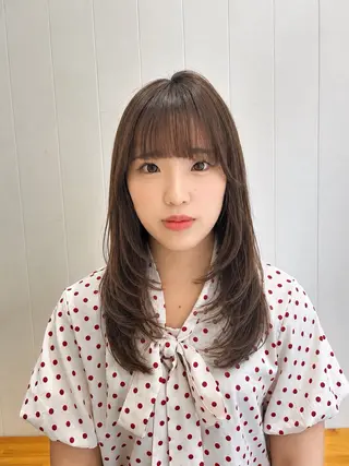 セミロング Moe .⋆𝜗𝜚のヘアスタイル