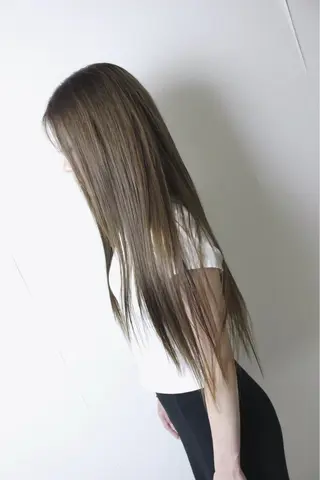 ロング カラー 土居 正季のヘアスタイル