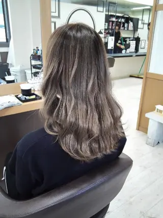 セミロング 髪質改善特化 サロン✨代表HIROのヘアスタイル