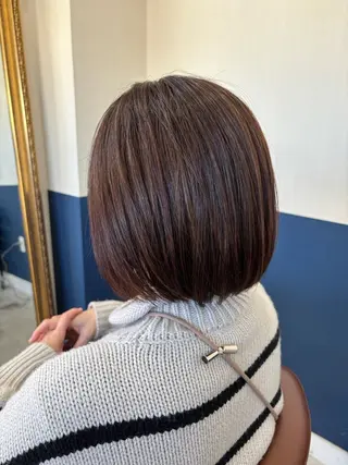 ショート カラー 髪の家 tikiのヘアスタイル