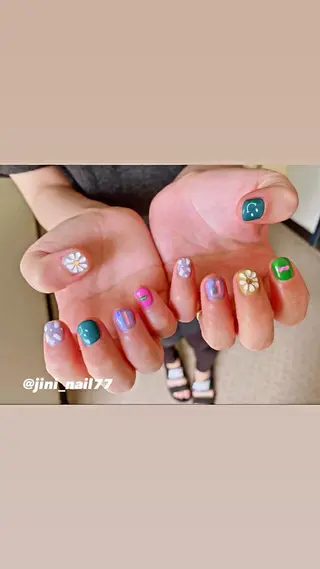 ネイル ジニ ネイルのネイルデザイン