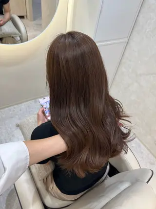 セミロング カラー 片岡 由依のヘアスタイル