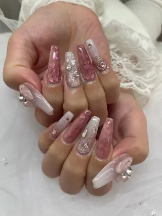 ネイル hitomi 🎀所沢ネイルサロンのネイルデザイン