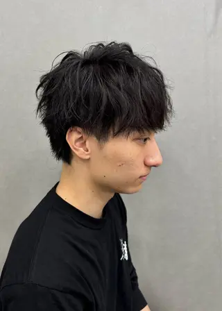 メンズ ✨ブリーチ無しWカラ ー・メンズ✨佐藤秀太のヘアスタイル
