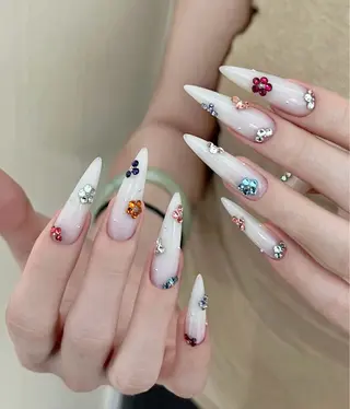 ネイル Luvia Ginzaのネイルデザイン