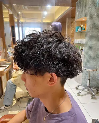 ショート パーマ メンズ メンズパーマ特化🏆 宮崎健人✨️のヘアスタイル