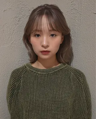 カラー aya / ニュアンスカラーのヘアスタイル