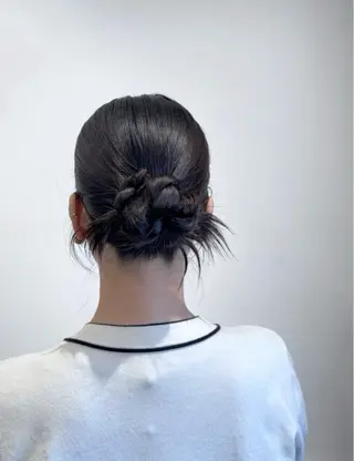ミディアム ヘアアレンジ newi 天王寺 🪐airiのヘアスタイル