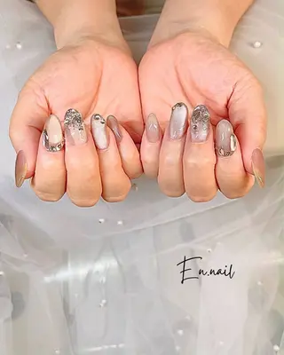 ネイル 隅谷 茉里のネイルデザイン