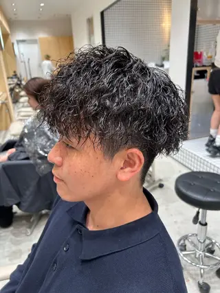 パーマ メンズ 🐲ツイスパ🐲 フェード/龍のヘアスタイル
