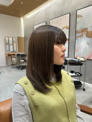 セミロング 出口 凜乃介のヘアスタイル